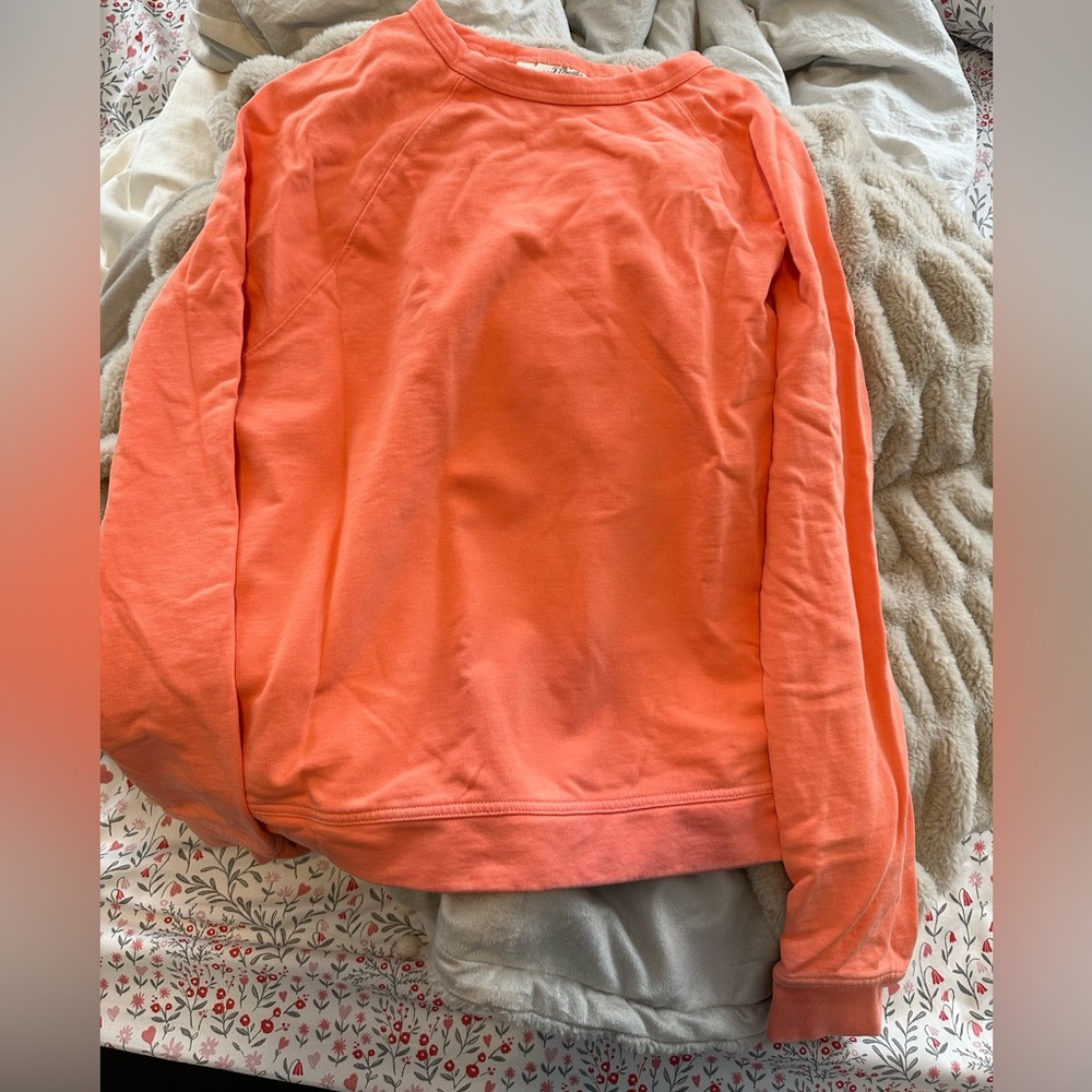 universal threads crewneck